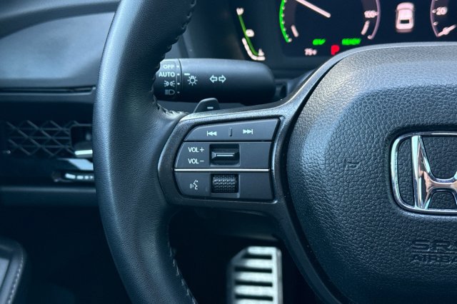 Used 2025 Honda Accord Sport image 29