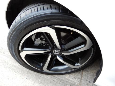 Used 2022 Honda Accord Sport image 19