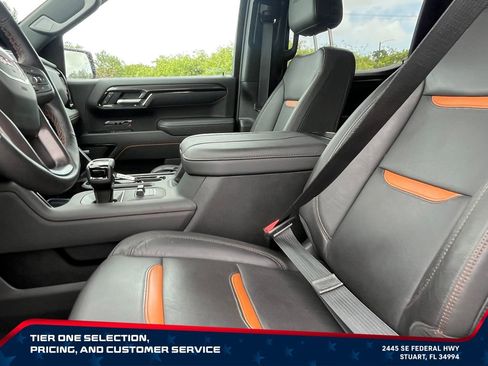 Used 2025 GMC Sierra 1500 AT4 w/ AT4 Premium Package AWD/4WD image 10