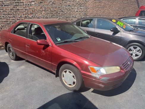 Used 1999 Toyota Camry CE image 3