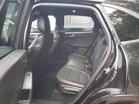 Used 2023 Ford Escape ST-Line w/ Tech Pack #1 FWD image 7