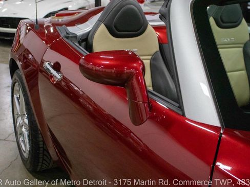 Used 2009 Saturn Sky Red Line image 31