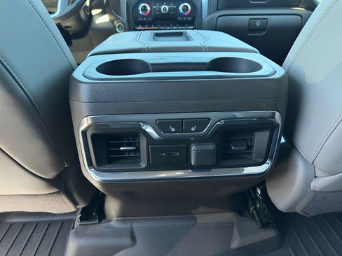 Used 2020 GMC Sierra 1500 SLT w/ SLT Premium Plus Package AWD/4WD image 18