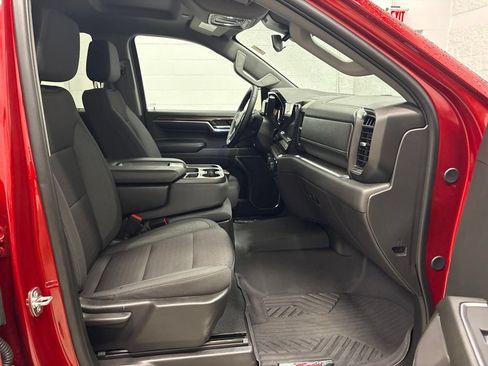 Used 2024 Chevrolet Silverado 1500 RST AWD/4WD image 37