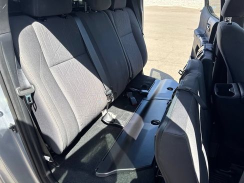 Used 2019 Toyota Tacoma TRD Off-Road w/ Technology Package AWD/4WD image 16