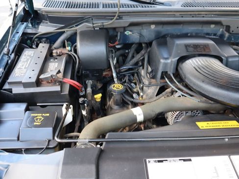 Used 1999 Ford F150 XLT AWD/4WD image 36