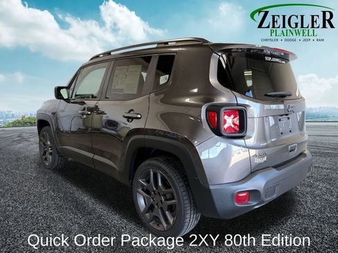 Used 2021 Jeep Renegade Latitude AWD/4WD image 3