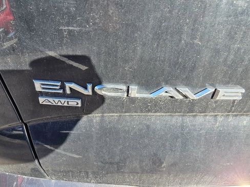 Used 2020 Buick Enclave Essence image 35