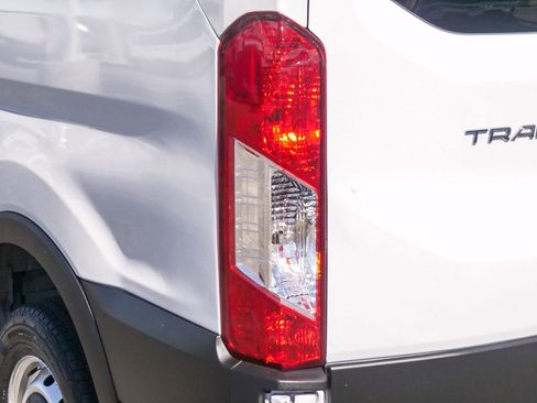 Used 2022 Ford Transit 350 XL image 10