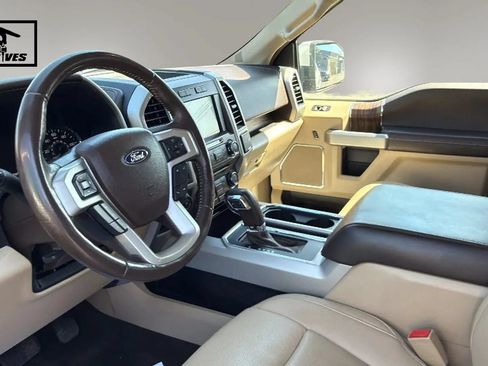 Used 2018 Ford F150 Lariat w/ Equipment Group 501A Mid AWD/4WD image 12