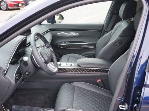 Used 2025 Genesis GV70 3.5T Sport w/ Sport Prestige Package image 16