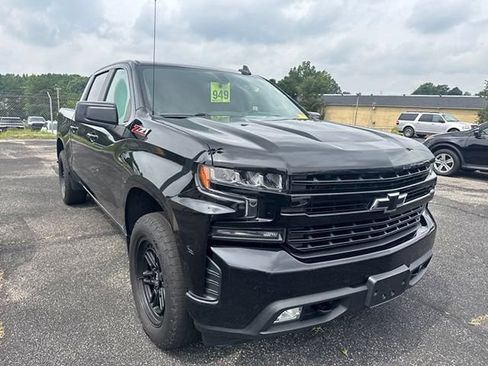 Used 2021 Chevrolet Silverado 1500 RST w/ Z71 Off-Road Package AWD/4WD image 3