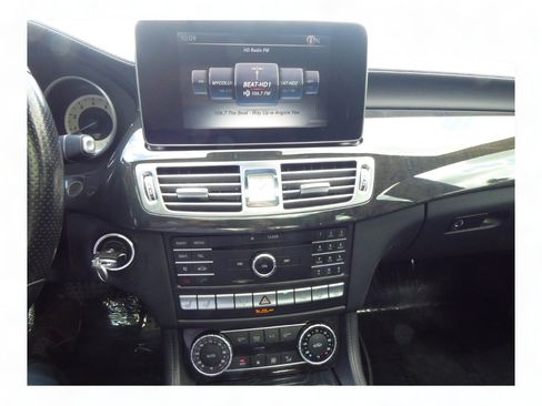 Used 2016 Mercedes-Benz CLS 550 4MATIC image 13