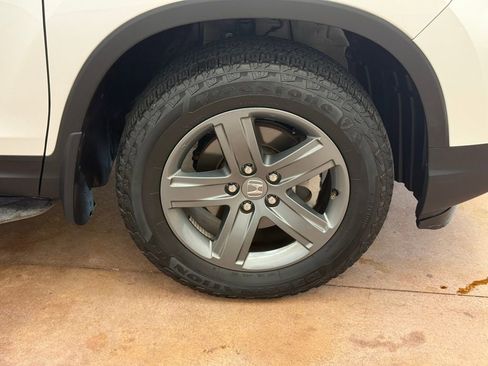 Used 2023 Honda Ridgeline RTL-E image 24