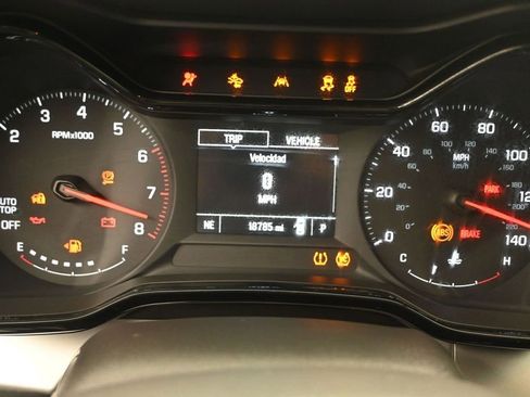 Used 2025 Chevrolet Trax LS FWD image 13