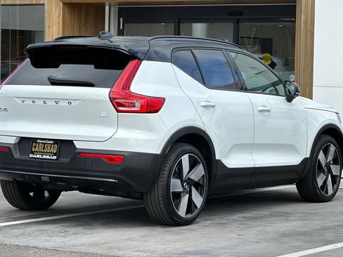 Certified 2023 Volvo XC40 Recharge Ultimate w/ Protection Package Premier image 4