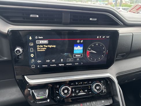 Used 2022 GMC Sierra 1500 Denali AWD/4WD image 23
