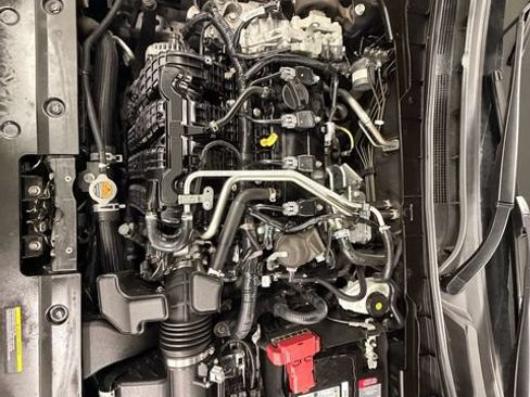 Certified 2024 Nissan Altima 2.5 SV FWD image 9