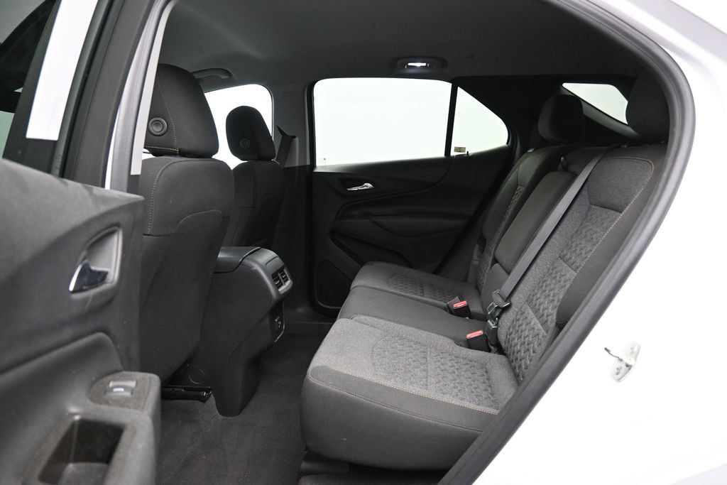 Used 2024 Chevrolet Equinox LT AWD/4WD image 25