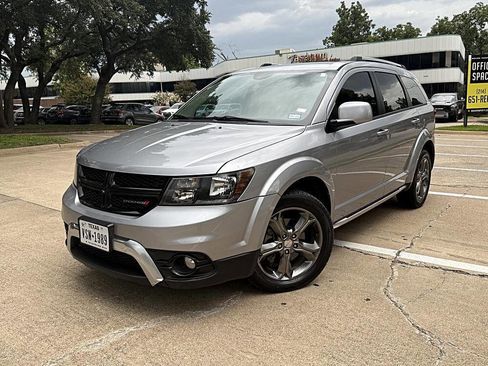 Used 2016 Dodge Journey Crossroad w/ Popular Equipment Group image 2