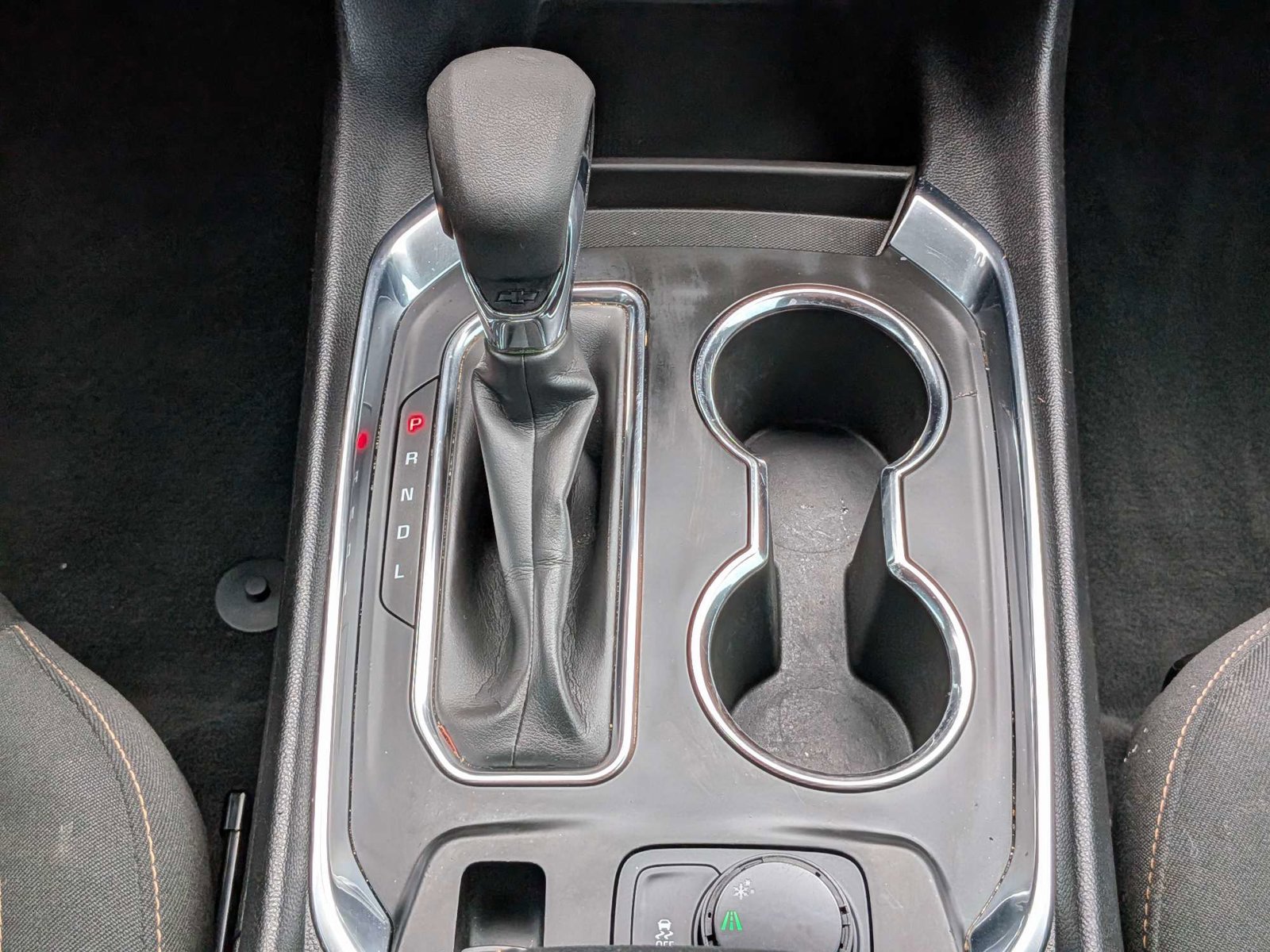 Used 2021 Chevrolet Traverse LS FWD image 19