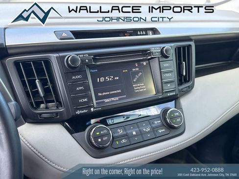 Used 2017 Toyota RAV4 XLE FWD image 24