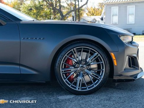 Used 2024 Chevrolet Camaro ZL1 image 6