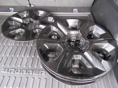 Used 2018 Toyota 4Runner SR5 Premium image 43