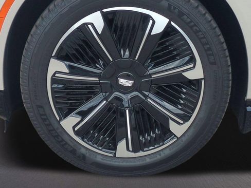 New 2026 Cadillac Escalade IQL Sport 2 AWD/4WD image 14