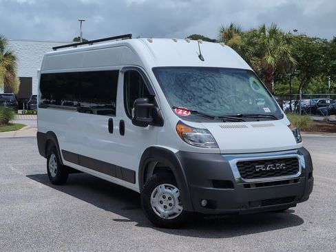 Used 2022 RAM ProMaster 2500 w/ Convenience Group FWD image 2