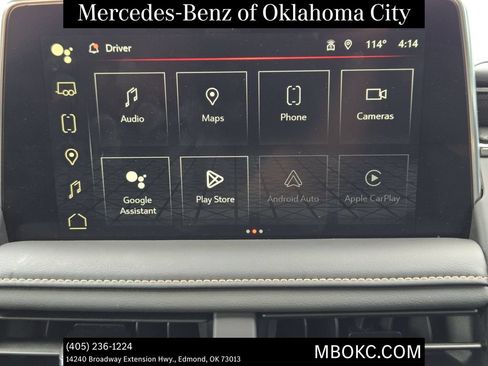 Used 2024 GMC Yukon AT4 w/ Technology Package AWD/4WD image 15