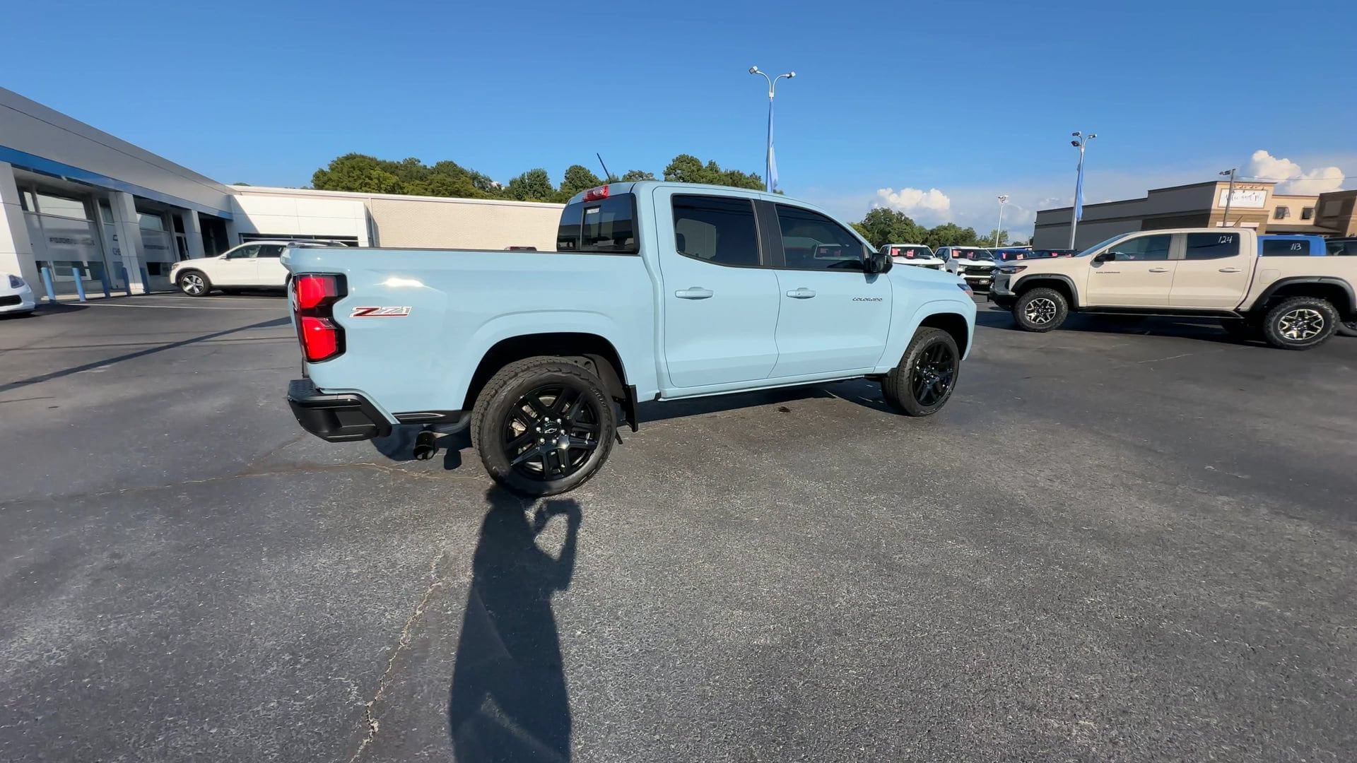 Certified 2025 Chevrolet Colorado Z71 w/ Technology Package AWD/4WD image 8