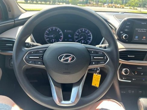 Used 2019 Hyundai Santa Fe SE AWD/4WD image 25