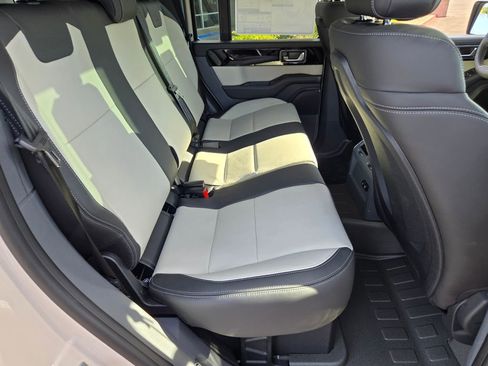 New 2025 INEOS Grenadier AWD/4WD image 16