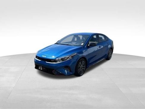 Used 2023 Kia Forte GT-Line FWD image 3