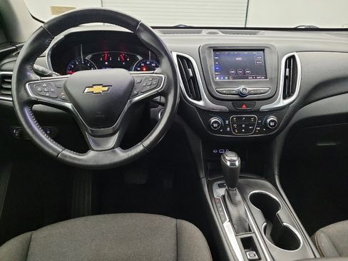 Used 2020 Chevrolet Equinox LT w/ Driver Convenience Package image 22