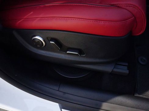 New 2026 Genesis GV80 3.5T e-SC image 22