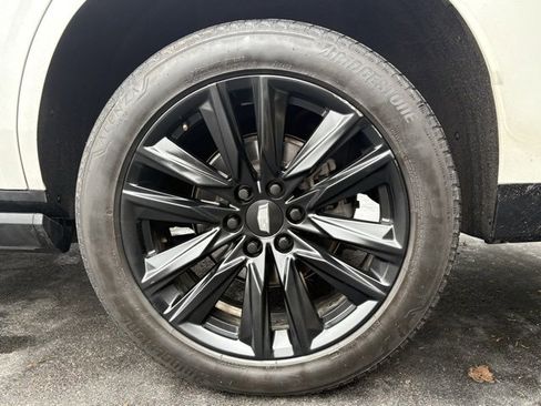 Certified 2022 Cadillac Escalade Sport w/ Touring Package image 15