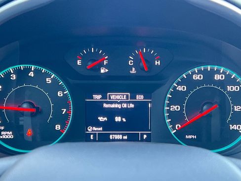 Used 2022 Chevrolet Malibu LT image 34