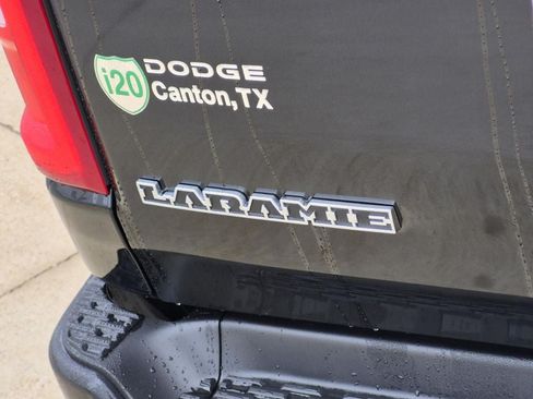New 2026 RAM 1500 Laramie AWD/4WD image 8