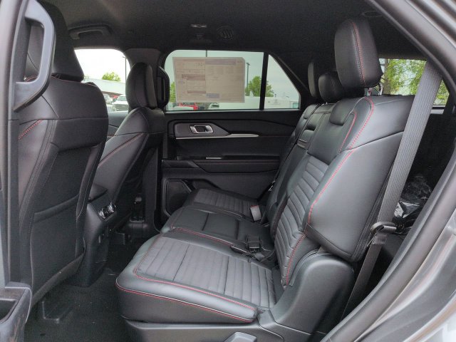 New 2026 Ford Explorer ST-Line RWD image 13