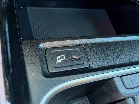 Certified 2022 Mercedes-Benz GLA 250 4MATIC image 25