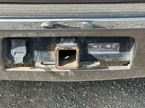 Used 2013 Chevrolet Suburban LTZ image 50