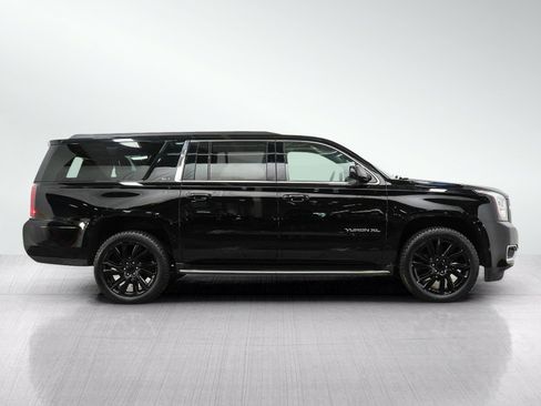 Used 2019 GMC Yukon XL SLT AWD/4WD image 6