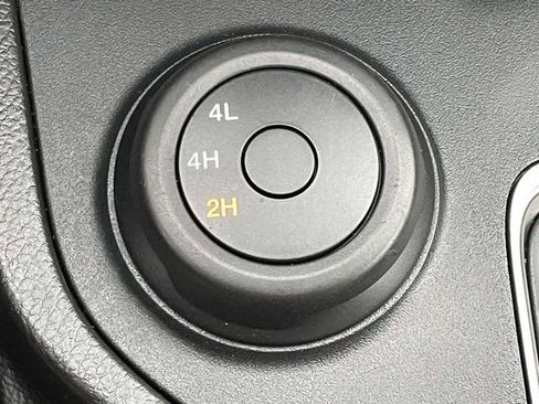 Certified 2019 Ford Ranger Lariat w/ Equipment Group 501A Mid image 32