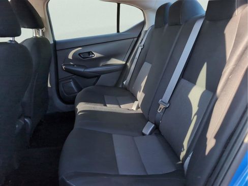 Used 2024 Nissan Sentra SV FWD image 30