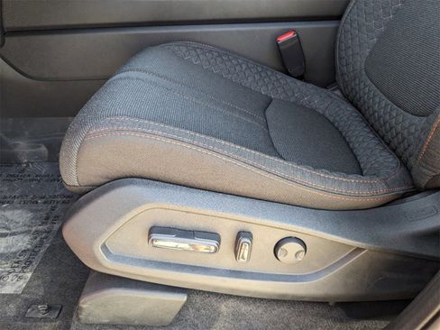 New 2025 Honda Pilot Sport image 12