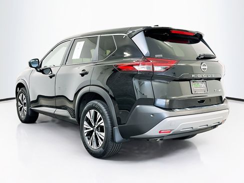 Used 2023 Nissan Rogue SV AWD/4WD image 5