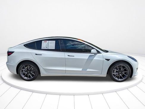 Used 2021 Tesla Model 3 Standard Range Plus RWD image 4