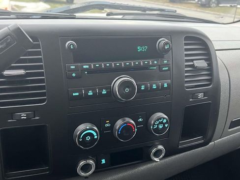 Used 2009 Chevrolet Silverado 1500 LS image 11